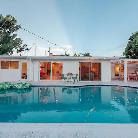 The Pink Flamingo Villa